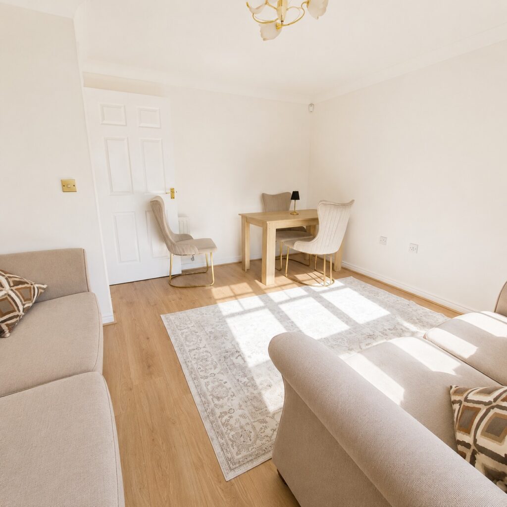 Relaxing 3-BR Flat in Northampton near Town Centre photo 19